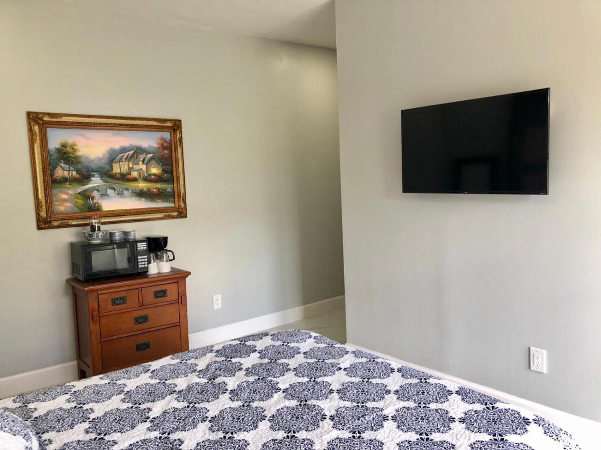Sunny And Charming Suite Next To Mia Miami Buitenkant foto