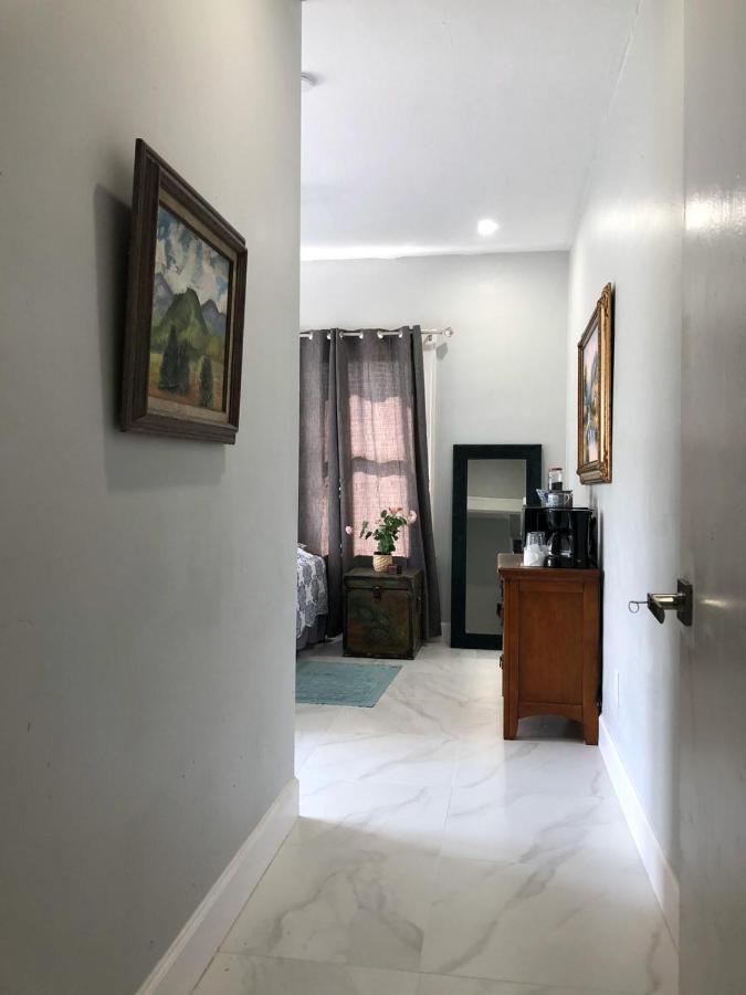 Sunny And Charming Suite Next To Mia Miami Buitenkant foto